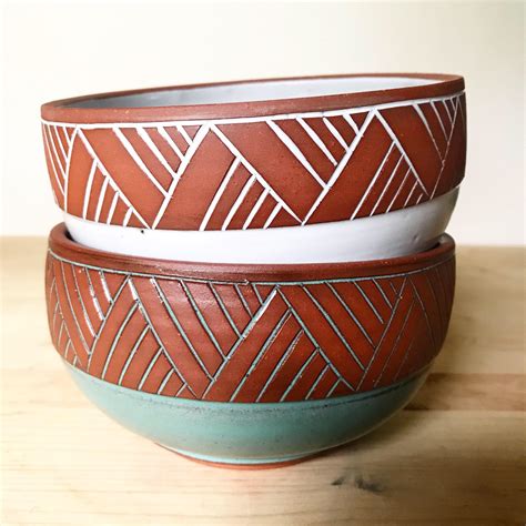 Pair Of Ceramic Bowls Ceramics Bowls Designs Pottery Patterns