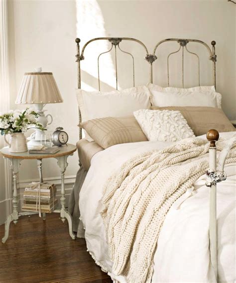 Iron Frame Beds That Are A Never Fading Trend That You Will Love