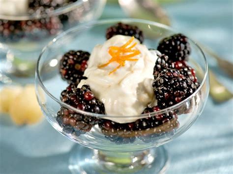 Berry Easy Dessert Recipe | Rachael Ray | Food Network