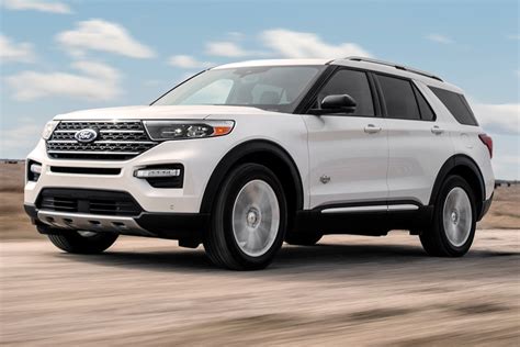 2021 Ford Explorer Choosing The Right Trim Autotrader