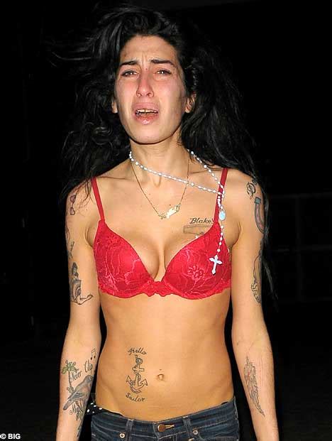 Amy Winehouse Wanders The Streets Semi Naked As Her Mother In Law Says She S Taking More