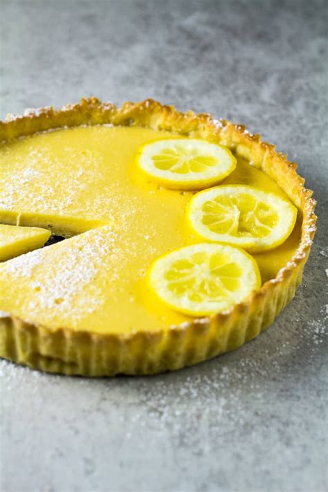 It is very tart (much more so than a lemon meringue.think lemon bar from the bakery), which i love. Easy Lemon Tart - A homemade buttery, flaky crust filled ...