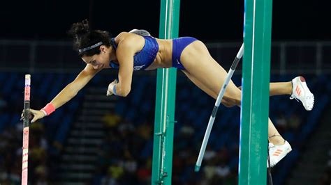 Jenn Suhr Of United States Finishes Tied For Seventh In Pole Vault At Rio Olympics Espn
