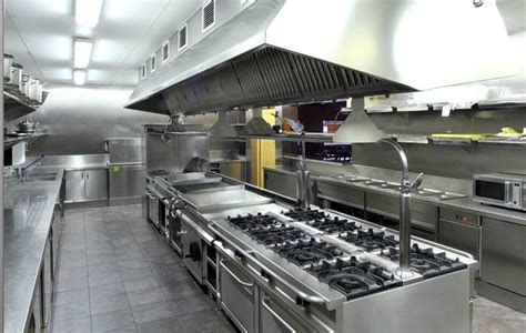 En las cocinas industriales se instalan equipos. cocinas | MrDesague