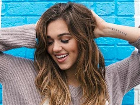 I Used To Live In A Lot Of Fear Sadie Robertson Opens Up To Cbn