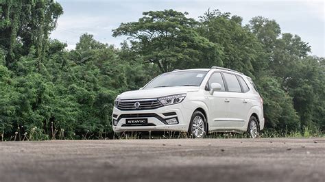 Sgcm Drives The New Ssangyong Stavic Diesel Youtube