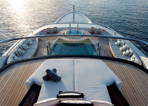 14 Yachts And Sailboats With Spectacular Style The Study