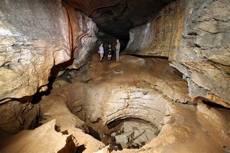 7 Day Travel Itinerary Exploring Kentuckys Caves Afar