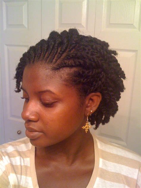 Looking for easy to wear natural hairstyles? Instagram : naturallybrandyysmith Natural hair flat twist ...