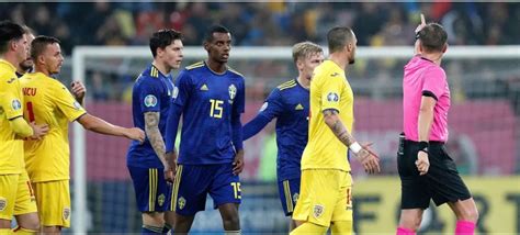 رياضة | إبراهيموفيتش يكشف رده المفاجئ على دعوة منتخب السويد. إهانة عنصرية تفسد أفراح منتخب السويد - الرياضي - ملاعب دولية - البيان
