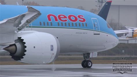 Boeing 787 Dreamliner For Neos Taxi Tests At Paine Field 4k Youtube