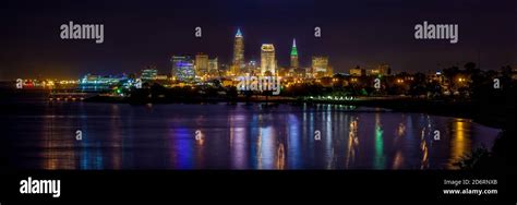 Panorama Of Downtown Cleveland Ohio Stock Photo Alamy