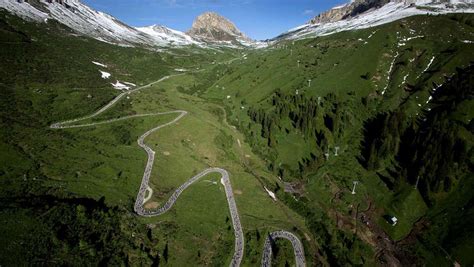 Präsentiert von ihrem urlaubsportal suedtirol.com. Maratona dles Dolomites 2015 | Brevet | Alpine Cycling ...
