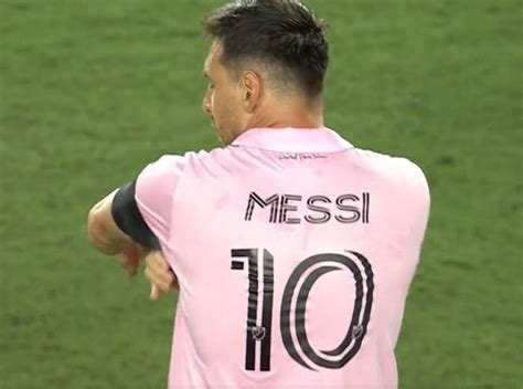 Lionel Messi Wears Captains Armband On Inter Miami Debut Futbol On