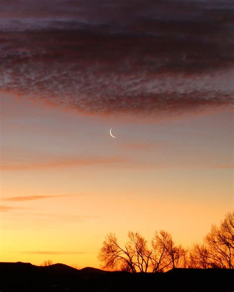 Crescent Moon At Sunrise Photo Digital Nature Landscape Etsy