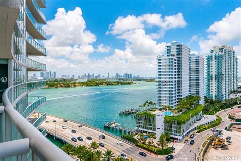Icon South Beach Luxury Waterfront Condos In Miami Beach