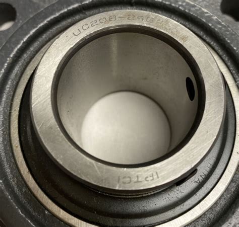 Iptci Uc 208 24g Pillow Block Bearing F208 Nos For Sale Online Ebay
