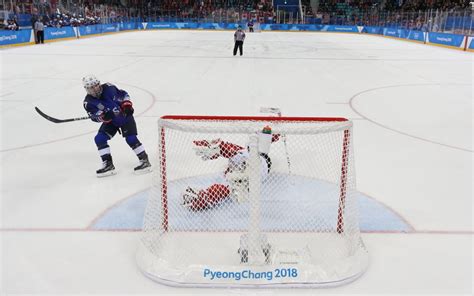 Us Womens Hockey Win Caps A Strong Medal Surge For Team Usa Wsj