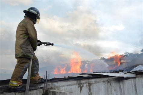 Así Trabajaron Los Bomberos Por Incendio En Santa Catarina Pinula