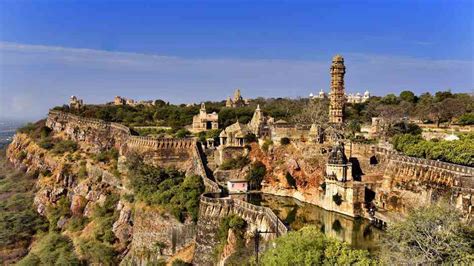 Rani Padmini Chittorgarh Fort The Largest Fort In India And Asia यहां