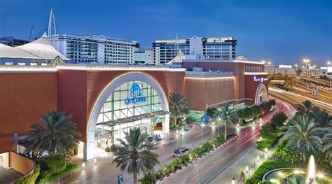 Dubai Shopping Malls That Gives Variety To Choose From