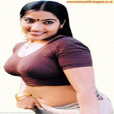Nesha Jawani Ki Desi Mallu Bhabhi Hot In Tight Brown Blouse Hot