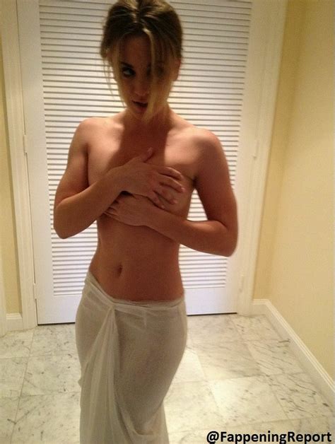 Kaley Cuoco Nude Leaked Photos The Fappening