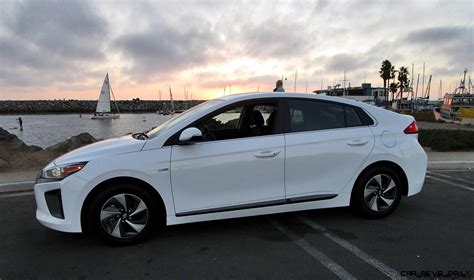 Hyundai ioniq 7 is the future in electric vehicles that's much closer than you think. 2017 Hyundai Ioniq Hybrid SEL 7