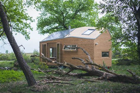 Bazsux 7 Charming Off Grid Homes For A Rent Free Life