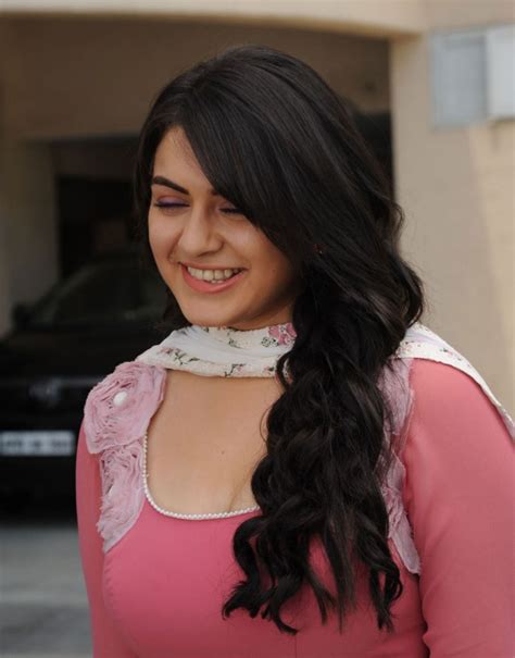 Cute Actress Hansika Motwani New Pictures In Pink In Chudithar
