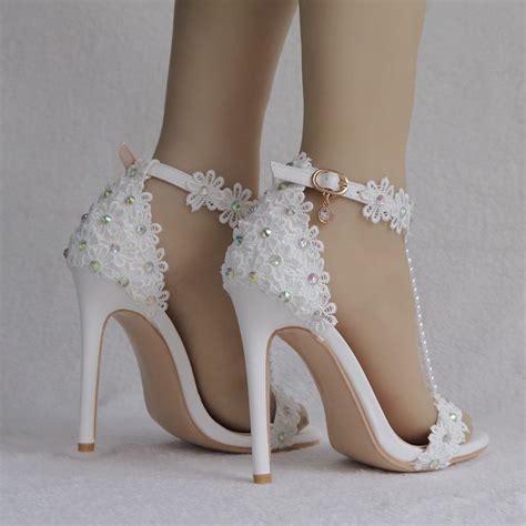 Charming White Wedding Shoes 2018 T Strap Lace Flower Pearl Rhinestone Ankle Strap 11 Cm
