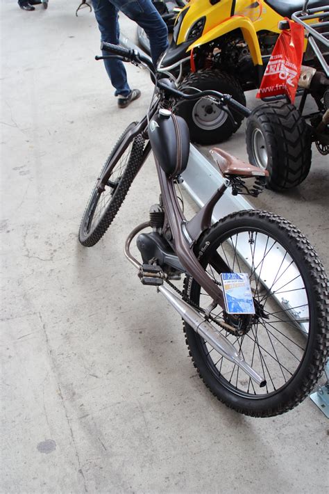 We will be answering calls as well, but if you are asked to leave a message, we will respond as quickly as possible. handmademotorcycle: Coole NSU Quickly