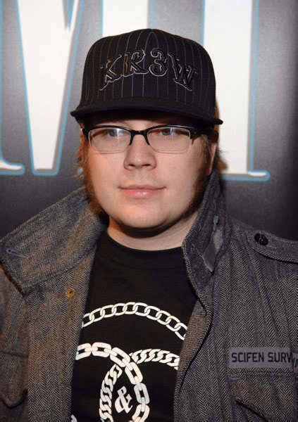 Patrick Stump 16falloutboy Photo 16941602 Fanpop