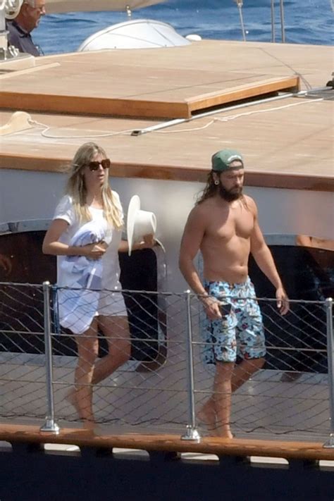 Heidi Klum And Tom Kaulitz Spotted On Yacht On Their Honeymoon In Capri Italy 19 Gotceleb