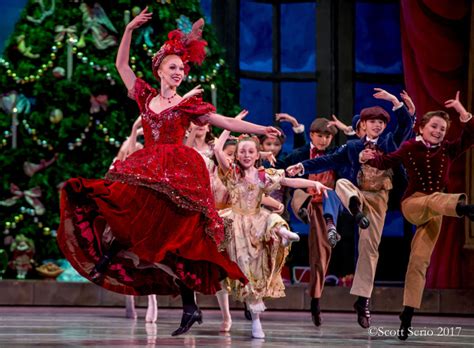 Treat your family to dance & music academy's production of the nutcracker: BWW Review: BALANCHINE'S THE NUTCRACKER at Academy Of Music