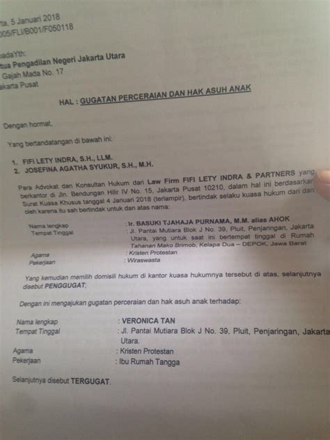 Contoh surat perjanjian kerja antara perusahaan dengan karyawan berisi pasal yang mengikat kedua belah pihak tentang jabatan, masa kerja, gaji. Ahok gugat cerai Veronica Jumat lalu di Pengadilan Jakarta ...