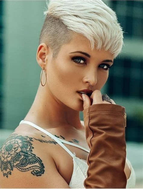 Awesome Short Hairstyles For Women Short Hairstyles For Women Over 50 To Look Younger In 2020