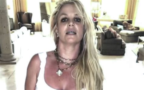 Britney Spears Strips Nude To Celebrate Conservatorship Victory