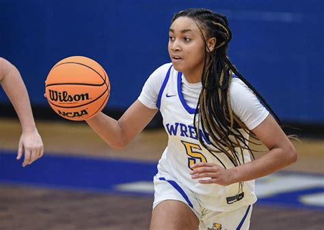Wren High Schools Girls Basketball Team Takes No 1 Spot In Upstate