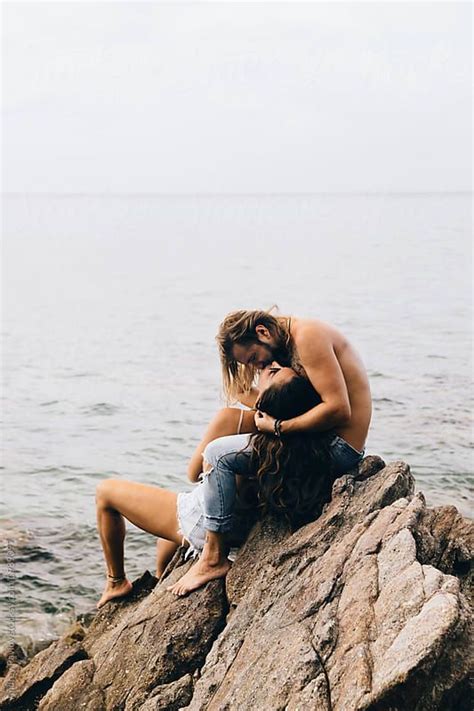 Woman And Man Kissing On The Beach By Andrey Pavlov Kissing Passion Beach Romance Beach