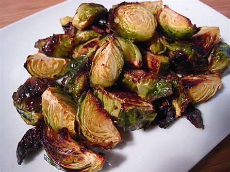 The brussels sprouts should be washed thoroughly and trimmed. KITCHEN FIDDLER : Roasted Brussels Sprouts With Bacon And ...