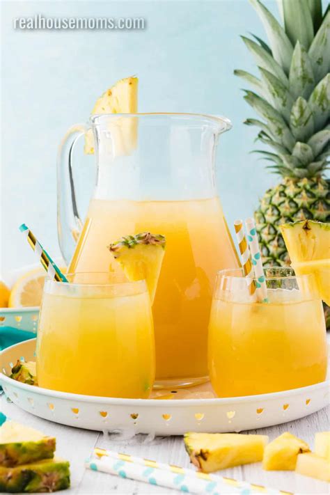 Pineapple Lemonade ⋆ Real Housemoms