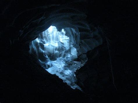 Antarctic Ice Caves Offer Access To Earths Underground Biosphere