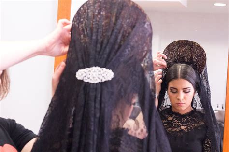 MANTILLA ESPAÑOLA PARA SEMANA SANTA DE MALAGA Boris Soler