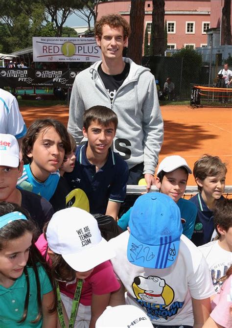 Judy murray has revealed she used to send son andy secret. FOTO: Andy Murray a jucat tenis cu copiii la Roma - Tenis ...