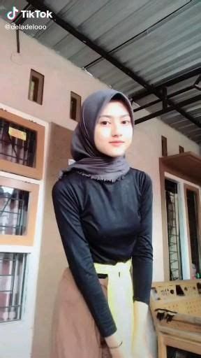 Yuk kita hapus foto diri kita di facebook, twitter maupun jejaring lainnya. Video Jilbab cantik di 2021 | Gaya hijab, Model pakaian ...