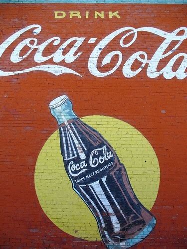 Iklan melindungi agar merek perusahaan tetap segar dalam. What are some examples of reminder advertising? - Quora