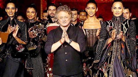 Top 10 Fashion Designers In India Best Fashion Designers Of India
