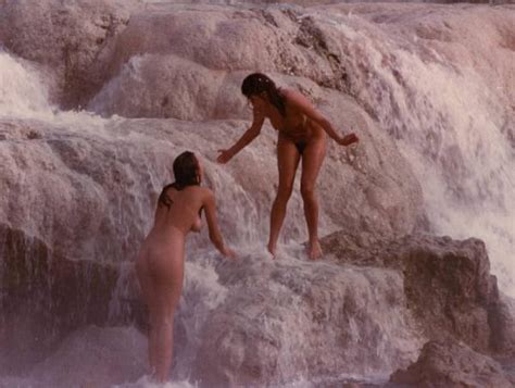 Naked Clio Goldsmith In La Cicala