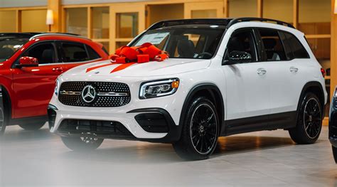 Read reviews by dealership customers, get a map and directions, contact the dealer, view inventory, hours of operation, and dealership photos and video. 2019 Highlights | Mercedes-Benz of Sugar Land